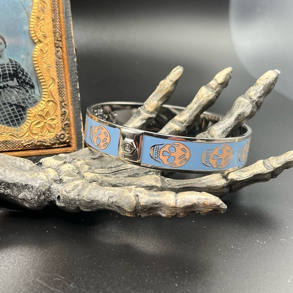 Authentic Alexander McQueen Skull Bracelet 🔥Wicked!🔥 - Picture 5 of 5